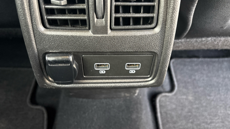 Renault Captur 1.0 TCE 90 SE Edition 5dr Petrol Hatchback